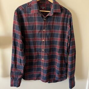 UNTUCKit flannel button down